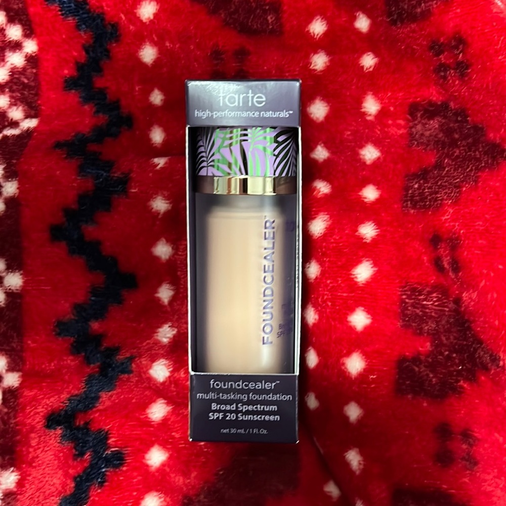 Tarte foundcealer